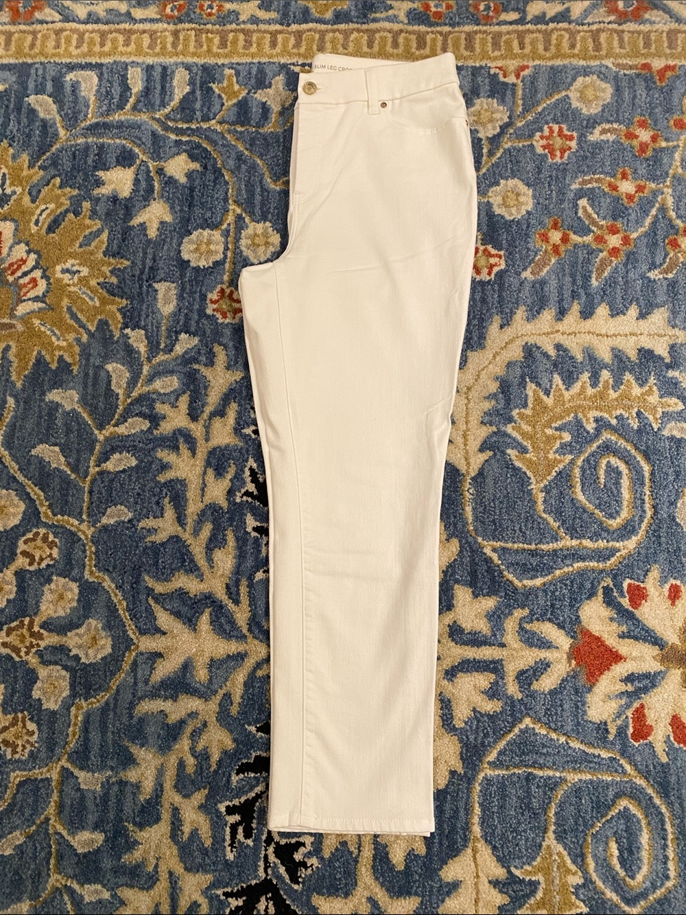 Chico's So-Slimming Girlfriend Slim Leg Crops • Size 1.5 = 10 Misses - Picture 3 of 10
